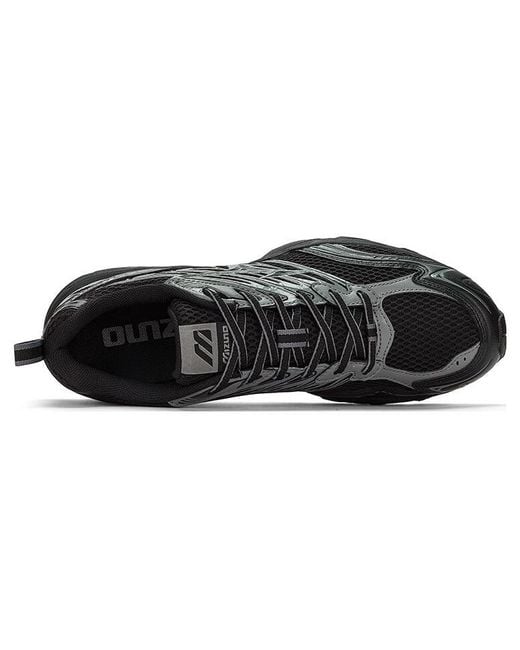 Mizuno Black Lg 2000 for men