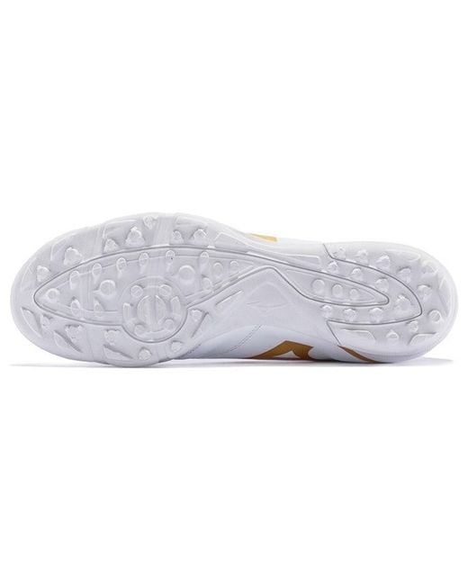 Mizuno White Monarcida Neoii Football Shoes for men