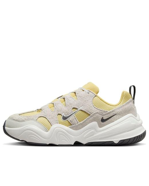 Nike White (Wmns) Tech Hera 'Saturn Light Bone'