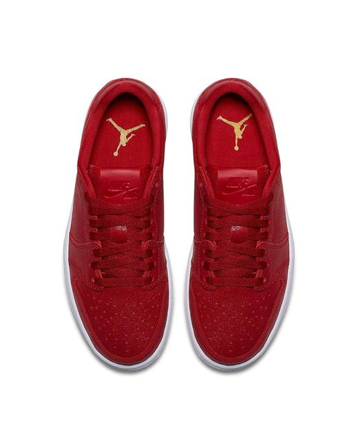 Nike Red (Wmns) 1 Low Ns 'Gym'