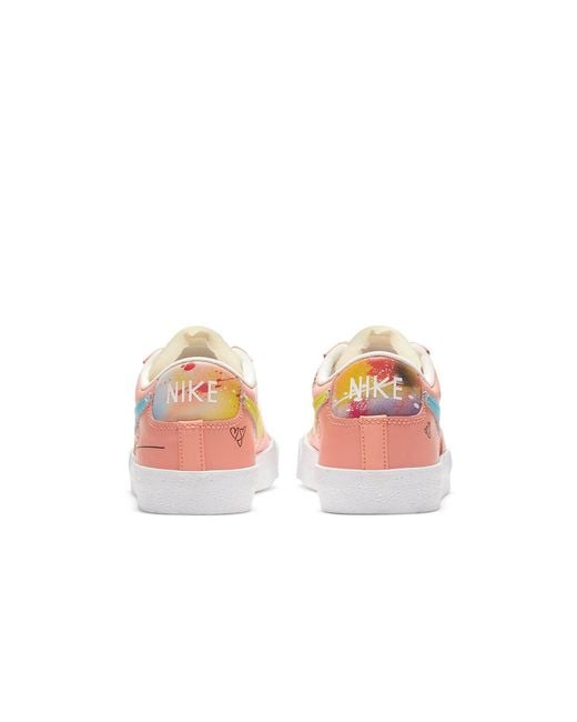 Nike Pink (Wmns) Blazer Low '77 Doodle Yuanyang Swoosh For