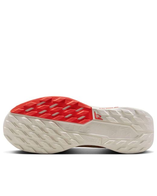 Nike White Pegasus Trail 5 Gore-Tex Waterproof Trail-Running Shoes