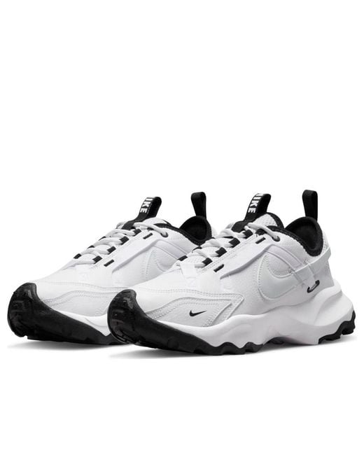 Nike White Tc 7900 Shoes