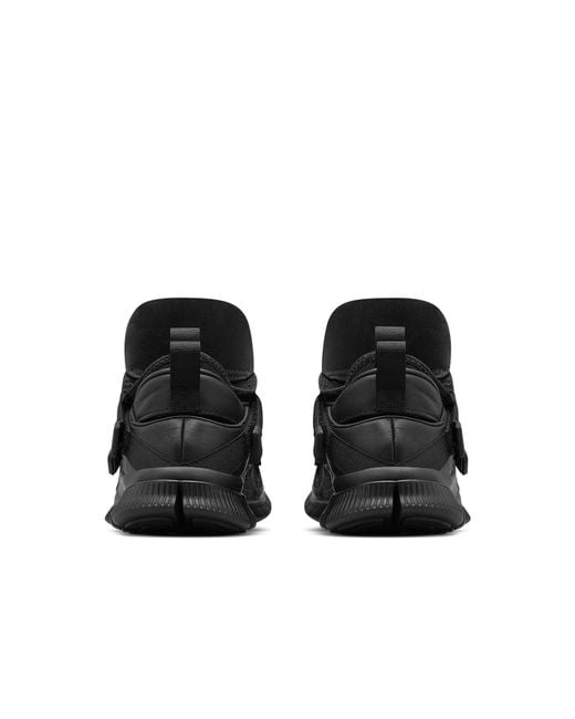 Nike Black Free Huarache Carnivore Sp for men