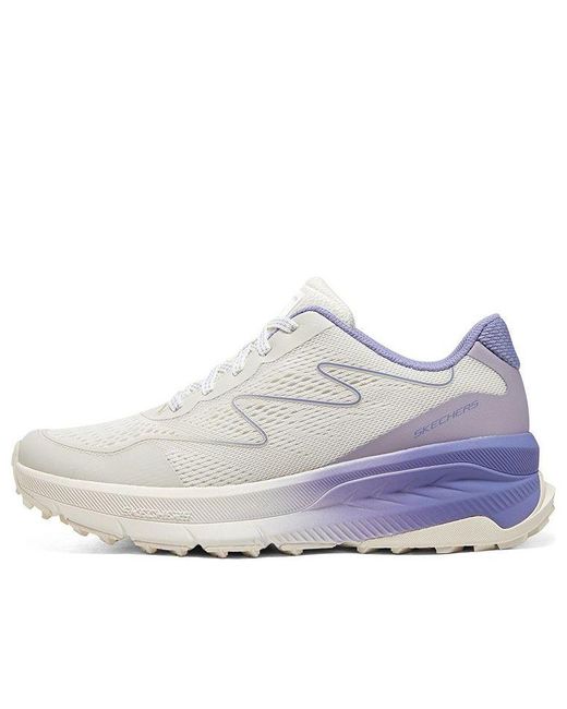 Skechers White (Wmns) Relaxed Fit D'Lux Fitness