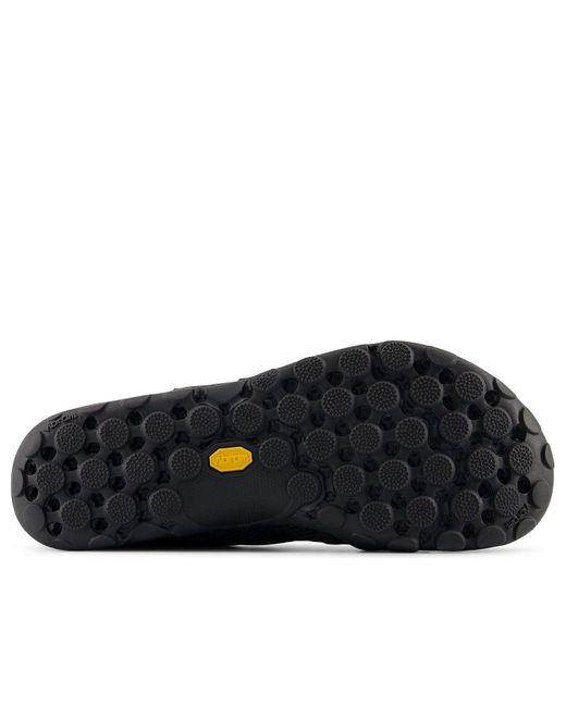 New Balance Black Mt10 Castle' for men