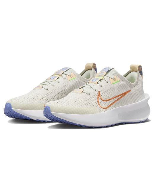 Nike White (Wmns) Interact Run 'Light Bone Sail'