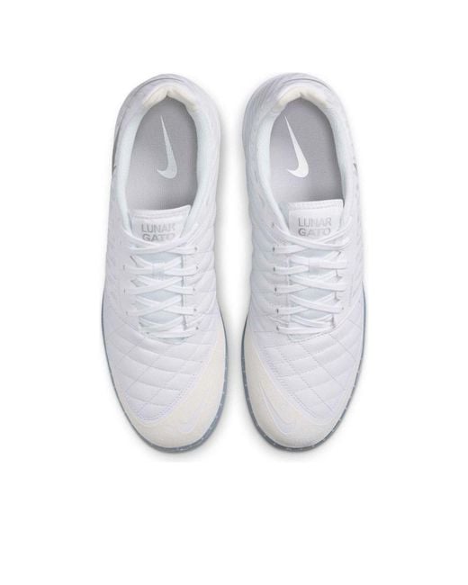 Nike White Lunargato Ii Indoor/Court Low-Top Soccer Shoes for men