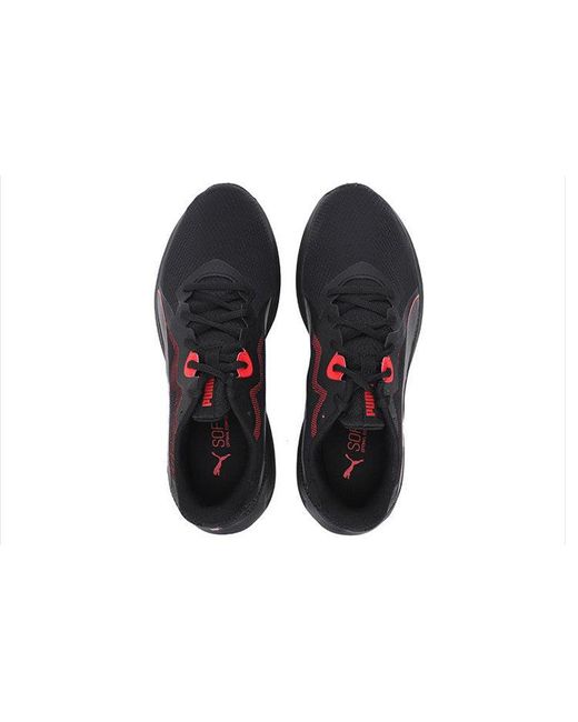 PUMA Red Twitch Runner High Risk' for men