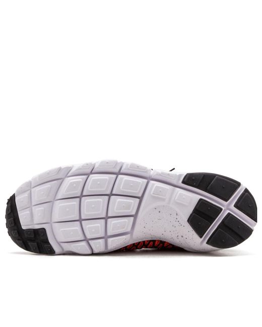 Nike Red Air Footscape Magista Flyknit Gym' for men