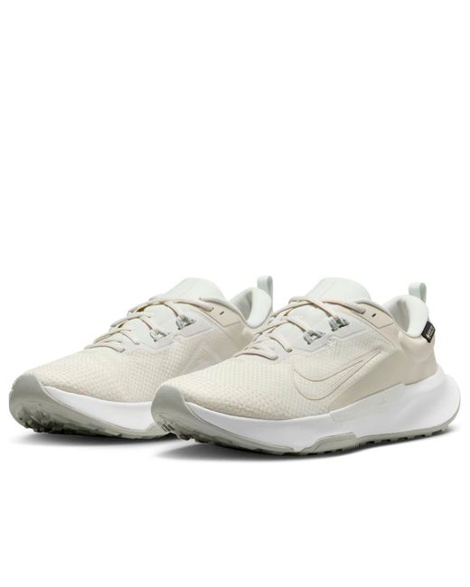 Nike White Juniper Trail 2 Gore-Tex for men