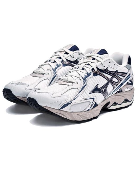 Mizuno Blue Wave Solar V2 for men