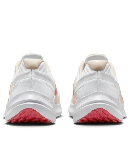 Nike White (Wmns) Quest