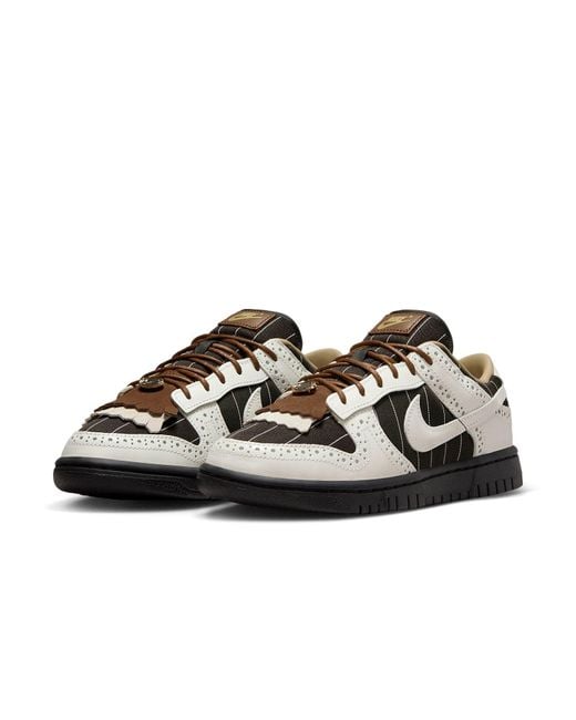 Nike Black (Wmns) Dunk Low 'Summit And Cacao Wow'