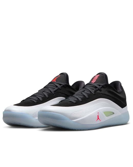 Nike White Zion 4 Basketball Shoes for men