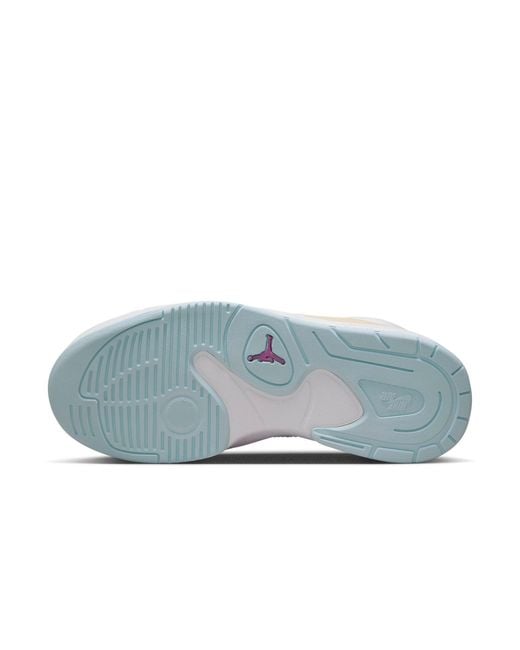 Nike White (Wmns) Stadium 90