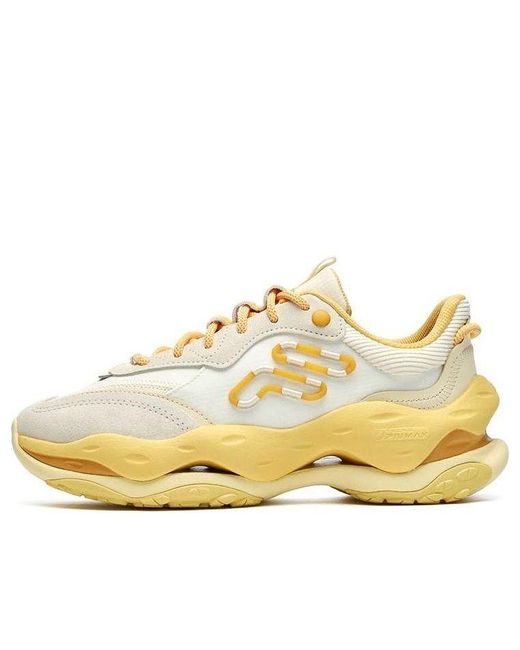 FILA FUSION Natural Cheese Sneakers