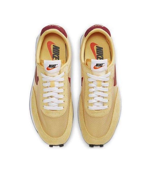 Nike Red Daybreak Sp 'Topez' for men