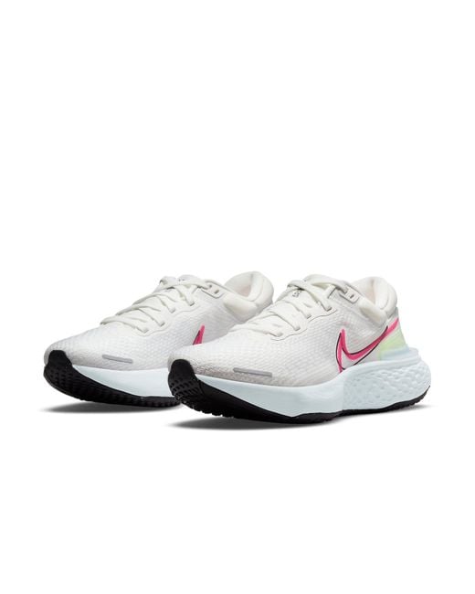 Nike White (Wmns) Zoomx Invincible Run Flyknit 'Rawdacious'