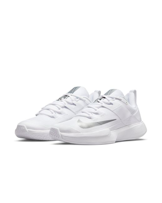 Nike White Court Vapor Lite Hard Court Tennis Shoe