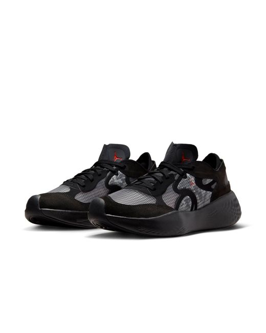 Nike Black Delta 3 Low for men