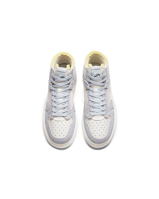 Anta White (Wmns) Streetball Mid Light'