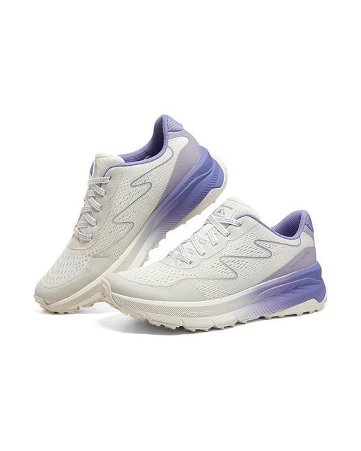 Skechers White (Wmns) Relaxed Fit D'Lux Fitness