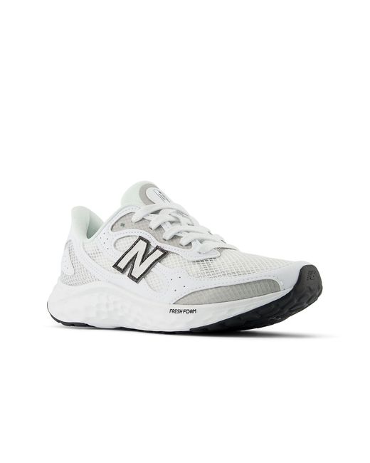 New Balance White Fresh Foam Arishi V4 With Ight Old Etallic And Gum' for men