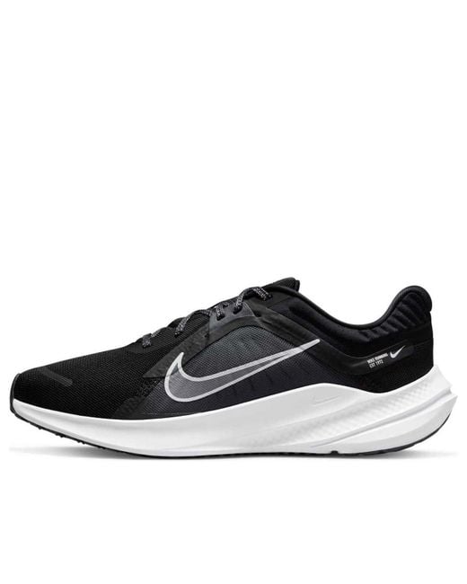Nike Black (Wmns) Quest
