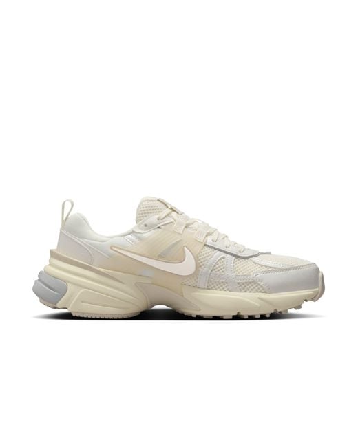Nike White (Wmns) V2K Run 'Pale Ivory'
