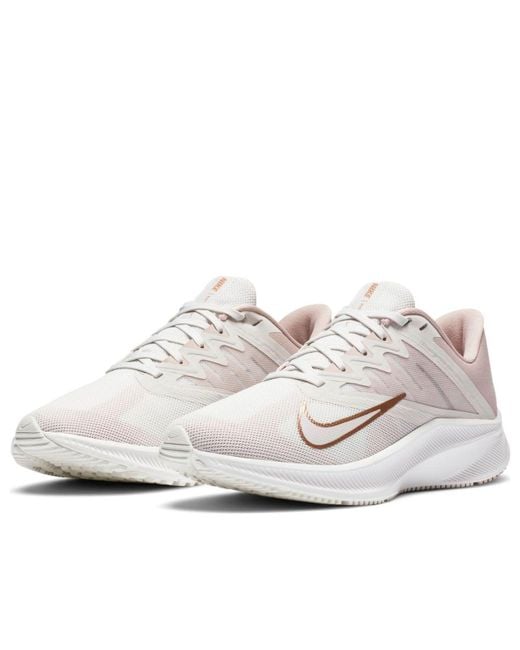 Nike White (Wmns) Quest 3 'Platinum Tint Metallic Bronze'
