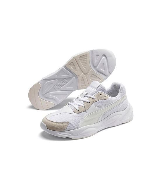 PUMA White 90S Runner Sd Low Tops for men