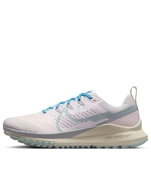 Nike White (Wmns) React Pegasus Trail 4 'Pearl Wolf'