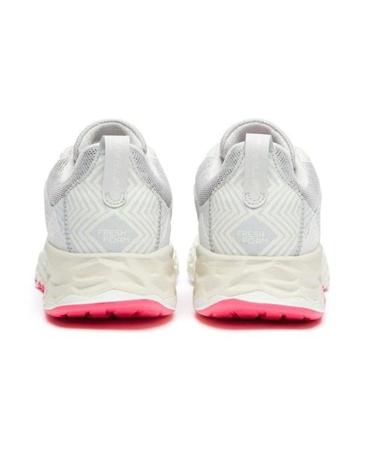 New Balance White Fresh Foam Hierro V6 for men
