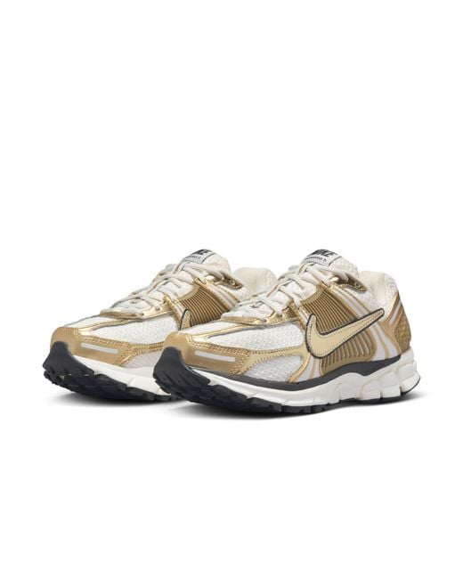 Nike Metallic W Zoom Vomero 5 Sneakers