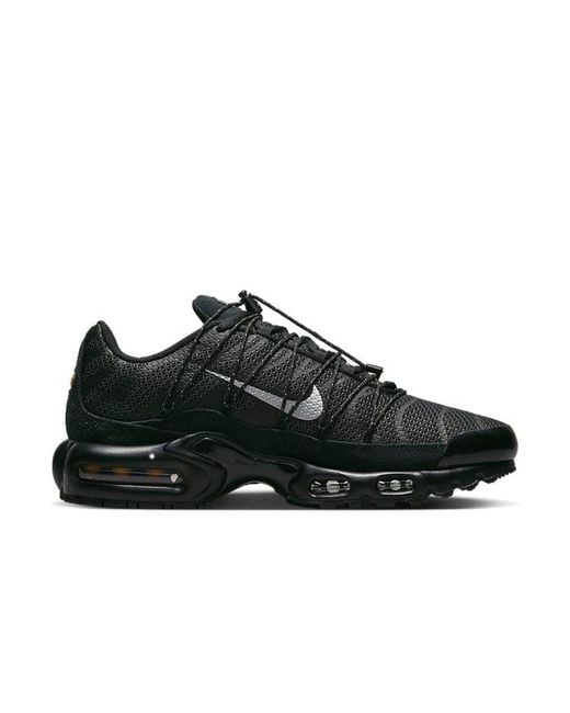 Nike Black Air Max Plus Utility Shoes for men