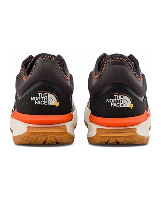 The North Face Blue (Wmns) Vectiv Escape Sneakers Multi'