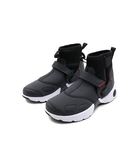 Nike Black Trunner Lx High for men