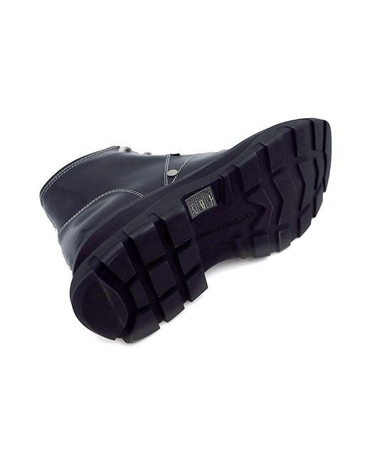 McQueen Black (Wmns) Tread Slick Boot