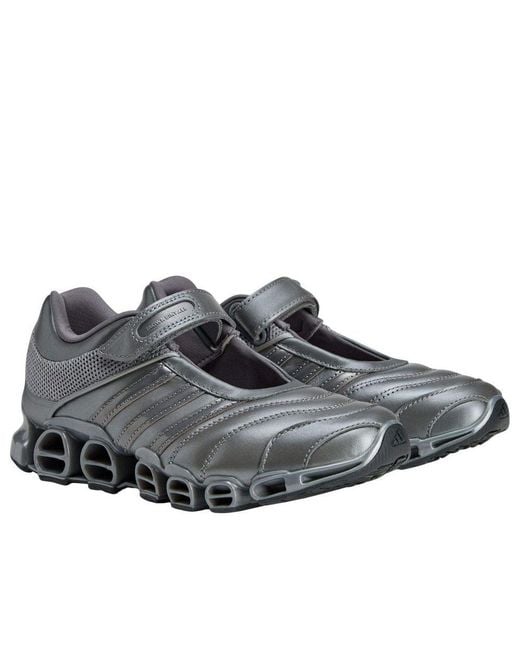 Adidas Gray (Wmns) X Taqwa Bint Ali Adistar Pose 'Iron Metallic'
