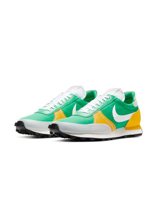 Nike Green Daybreak Type Se 'Stadium University' for men