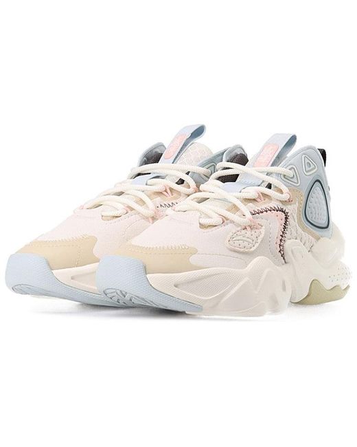 Anta White (Wmns) Life Series Sneakers
