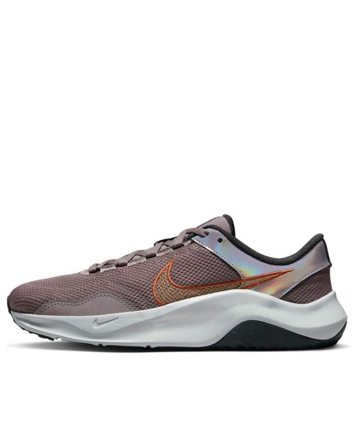 Nike Brown (Wmns) Legend Essential 3 Next Nature Premium Smoke Metallic Copper'