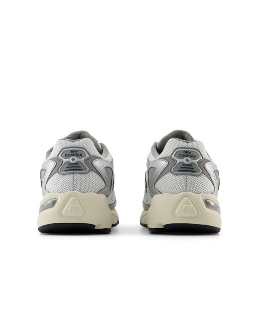New Balance White 725 for men