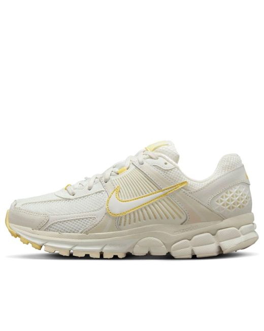 Nike White (Wmns) Air Zoom Vomero 5 'Sail Soft'