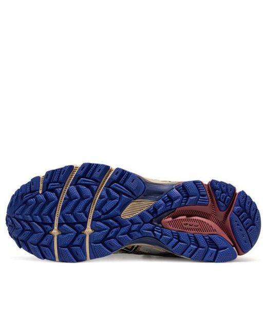 Asics White Gel-Kahana 8 for men