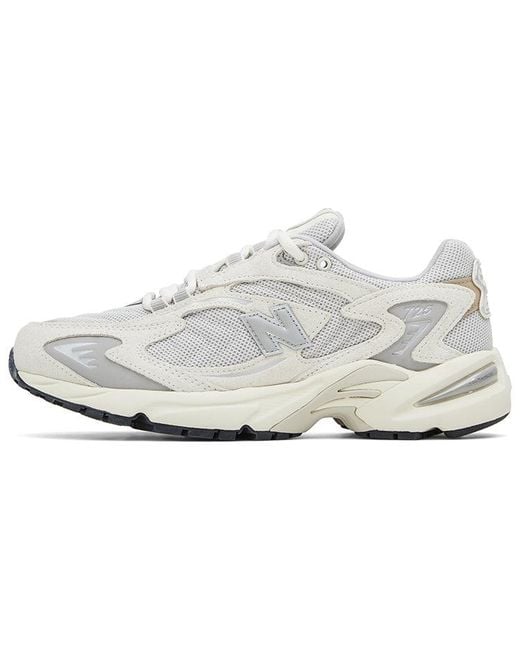 New Balance White 725 Off' for men