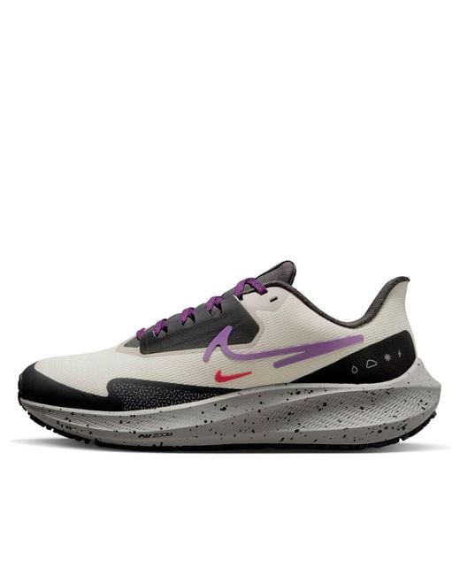 Nike Brown (Wmns) Air Zoom Pegasus 39 Shield 'Light Bone Vivid'