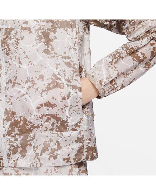 Nike White (Wmns) Acg Print Trail Jacket 'Camo'