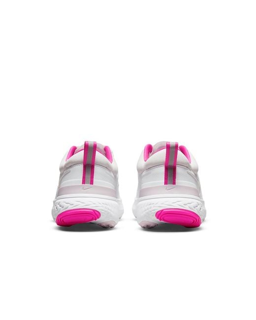 Nike White (Wmns) React Miler 2 Marathon/Sneakers